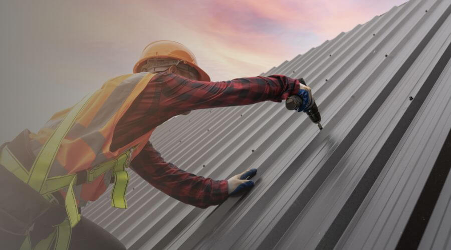 Professional gutter cleaning in Rockwood, TN